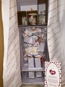 Vintage 1996 Hamilton Collection Lucy Porcelain Doll Carmen Miranda 18”