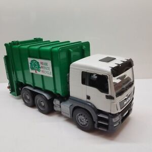 Bruder Toy Recycling Truck