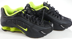 Nike Shox R4 GS Black Volt Anthracite Youth Size 7 / WOMENS 8.5 - CW2626-002 NEW