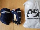 Sher-wood M90 Hockey Gloves