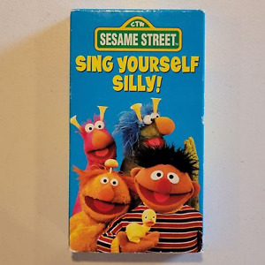 Sesame Street - Sing Yourself Silly! VHS 1990 FAMILY CHILDREN'S RETRO OOP NR
