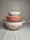 Set of 3 Vintage Pyrex Pink And White Cinderella Gooseberry Bowls 441 442 443