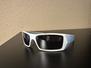 Oakley Gascan Sunglasses 03-474 Polished White/Black Iridium
