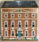 New ListingLOVELY VINTAGE GEORGIAN STYLE DOLL TOWN HOUSE, 25 YEARS OLD, POSSIBLY ELC/ADDO