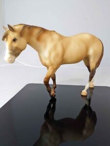Breyer Indian Pony Sundance apricot dun Toys R Us limited #711898 produced 1999