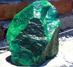 Big Sale 40% Off 11.135Kg/55700Ct Certified Natural Green Emerald Gemstone Rough