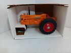 Minneapolis Moline Narrow Front Special Cast Model 'U' Tractor  1/16 Scale