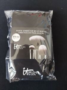 NEW- ULTA IT Your Must Have Airbrush Travel Set Powder Foundation Shadow Brushes