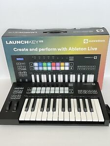 Novation Launchkey 25 MK3 Fully Integrated MIDI Keyboard controller - EXCELLENT