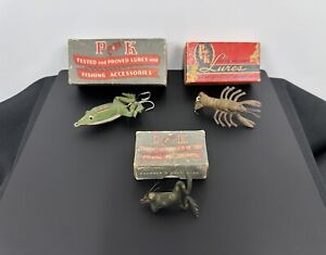 3 Vintage Original P&K FISHING LURES Spotty Frog 201 Wonder Crab 102 Small Frog
