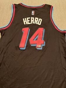 BECKETT COA TYLER HERRO Signed Autographed Miami Heat Basketball Jersey #14