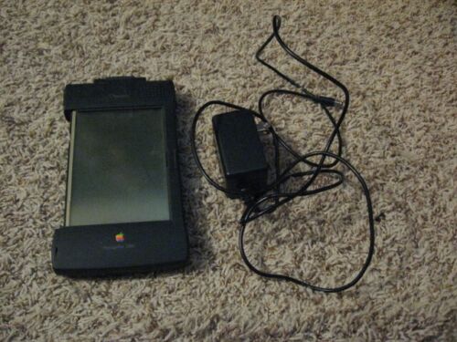 Apple Newton Messagepad 2000 with Charger Working
