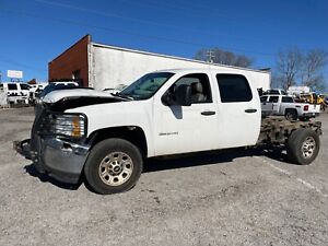 2014 Chevrolet Silverado 2500 1 TON DIESEL 4x4 CREW CAB 8FT CHASSIS BED