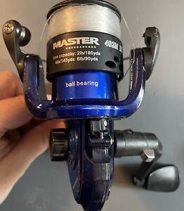 Master 402M BK Fishing Reel  Blue and Black