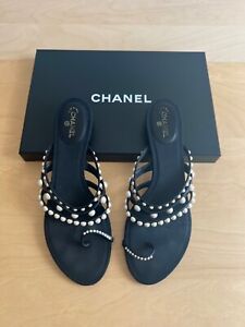 Chanel Leather and Satin Black Sandals 40,5