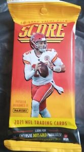 NEW FACTORY SEALED 2021 PANINI SCORE NFL FOOTBALL CELLO FAT PACK OF 40 CARDS !