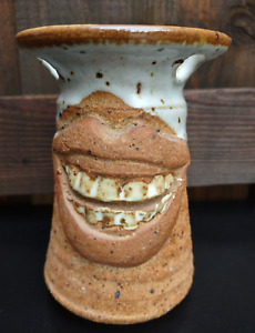 Ceramic Stoneware Figural Mouth & Teeth Toothbrush Holder Golden Age Pottery