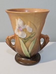 Vintage Roseville Pottery Cabinet Vase Iris Brown Double Handled 914-4