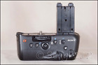 Sony Alpha VG-C77AM Vertical Grip (NP-FM500H) for A77/A77II/A99