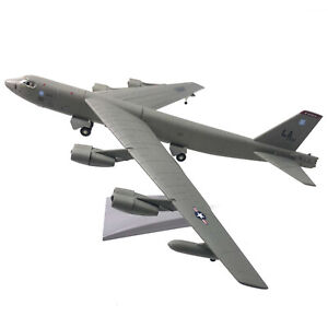 Alloy 1:200 USAF B-52H Stratofortress Heavy Bomber Simulation Aircraft Model