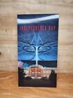 1996 Independent Day ID4 Hologram Trading Card of White House Attacked NEAT