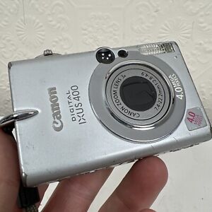 Canon IXUS 400 / PowerShot  Digital Camera - Silver