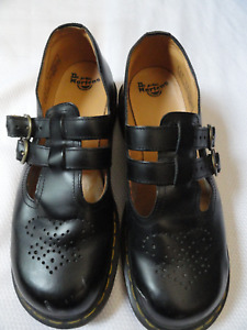 Doc Martens Double Buckle Mary Jane Black Leather Shoes Women’s Size 10 EUC