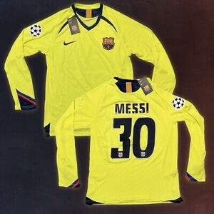 New ListingBarcelona 2005-2006 Lionel Messi Away Jersey, Neon- Nike - Long Sleeve - Size L
