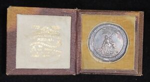 1876 Silver Centennial Commemorative Medal in Original Case          OTQ2418/RAX