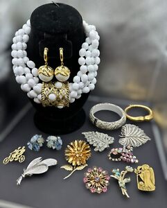 Vintage Now Mix Necklace Rhinestone Brooch Costume Jewelry Lot Pin Les Bernard