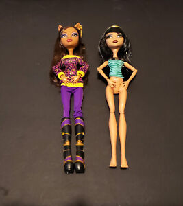 Monster High School's Out Cleo De Nile Clawdeen Wolf Dolls