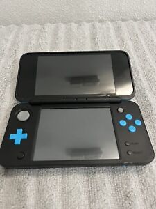 Nintendo 2DS XL Console - Black/Turquoise