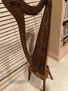 Clark Irish Harp Made by Lyon & Healy 31 Strings, Style A  # 2397
