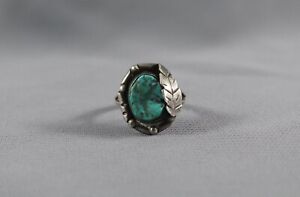 Old Pawn Navajo Turquoise Ring Size 8