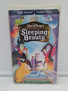 Sleeping Beauty Disney Masterpiece 1997  Untested VHS Inserts Included