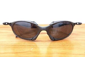 Oakley Romeo 1 X-Metal Vintage Sunglasses in Great Condition. Serial # 033987