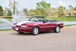 1993 Ford Mustang Convertible Like New