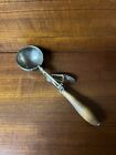 Gilchrist Ice Cream Scoop No. 31 Size 10 Wooden Handle Large 2 1/2” Bowl