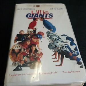 Little Giants (VHS, 1995) Clam Shell.  45