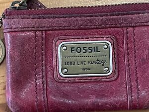 Fossil Leather Coin Purse Wallet Wine  Long Live Vintage Key Ring Wallet Holder