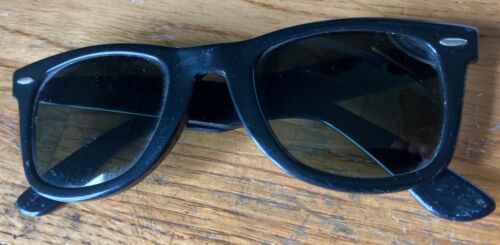 Early Vintage Wayfarer Ray Ban Sunglasses B&L USA