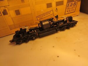 HO trains; A ATHEARN all wheel drive chassis with working motor-gear issue