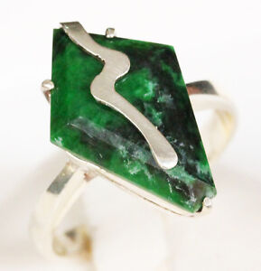 Natural Jadeite ( Maw Sit Sit ) 925 Sterling Silver Ring (Untreated)  / Q1219