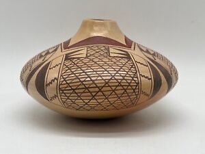 Native American Hopi Pottery bowl Vernida Polacca Nampeyo