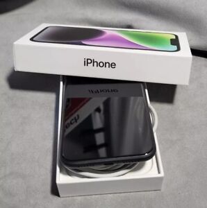 Apple iPhone 11 - 64 GB - Black (Unlocked) (SINGLE SIM)
