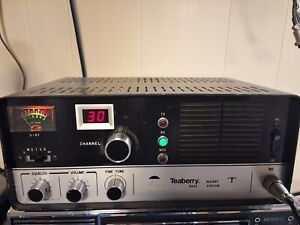 Teaberry Model T 40 Channel Base Station 4011 with Astatic Silver Eagle D-104