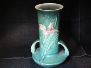 New ListingVintage ROSEVILLE Green Handled Pottery Vase 131-7 Lily 7.25