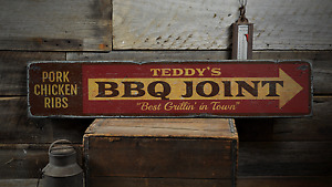 BBQ Joint Arrow, Best Grillin' In Town - Rustic Distressed Wood Sign