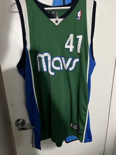 Reebok Dallas Mavericks Dirk Nowitzki alt green NBA Authentic jersey 52