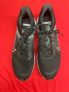 Nike Quest 05 Size 14 Men’s Black With Grey Trim Running Shoes